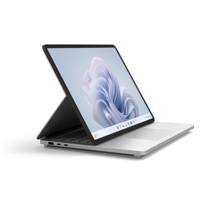 Windows11 Core i7-1255U SSD1TB メモリ32GB